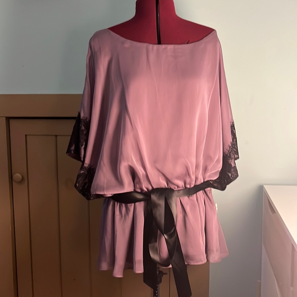 Vintage Purple Ruched Waist Dolman Sleeve Blouse with Black Lace Detail